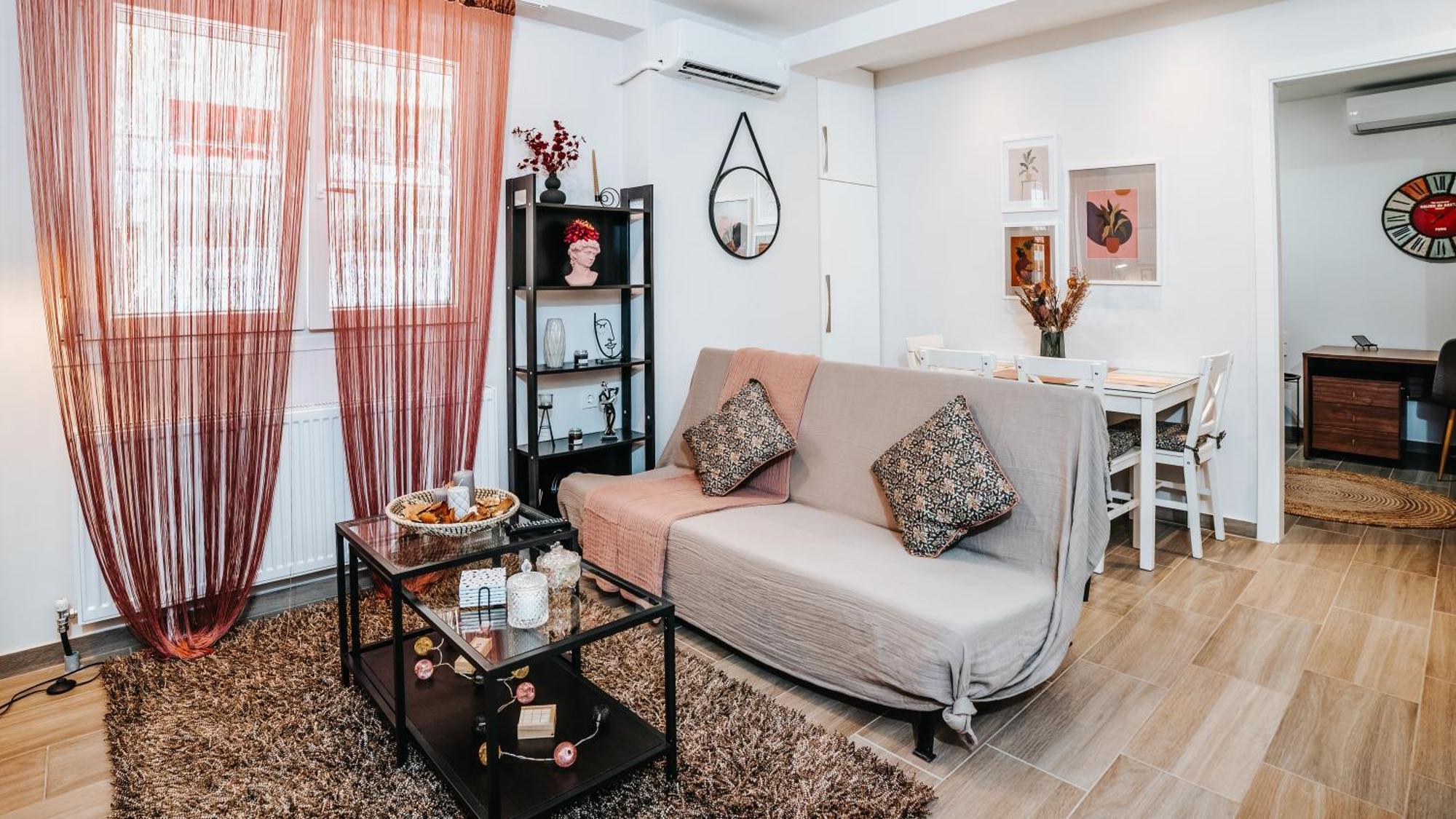 Comfort Zone In Apartment *